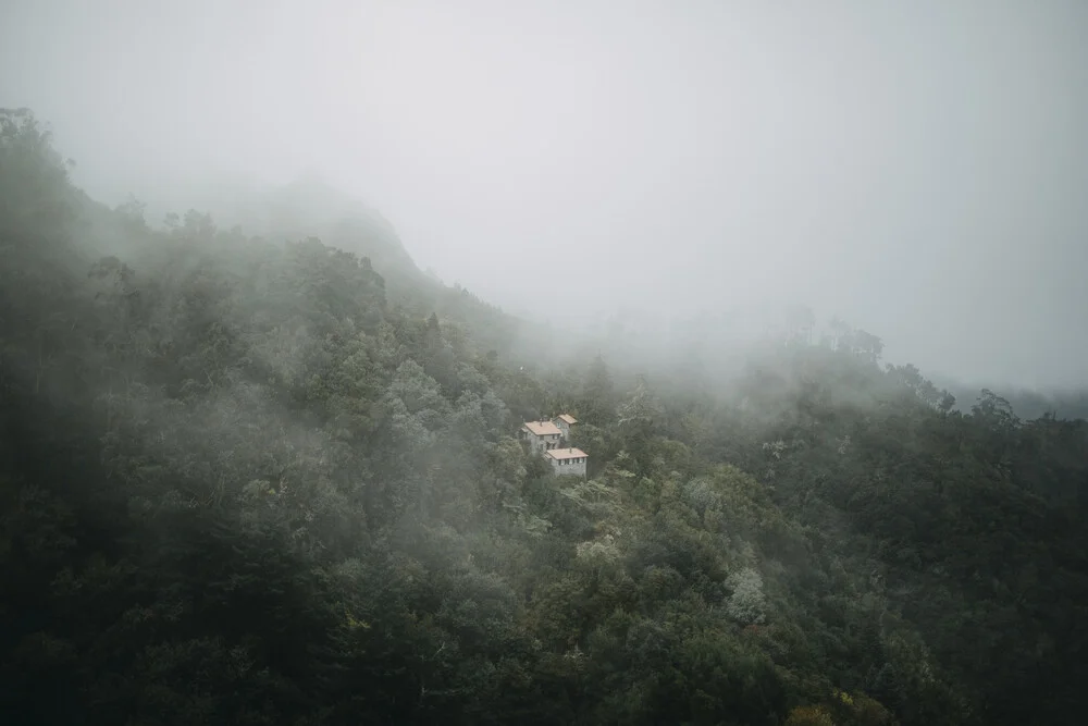 Madeira Cabin - fotokunst von Steffen Schulte-Lippern