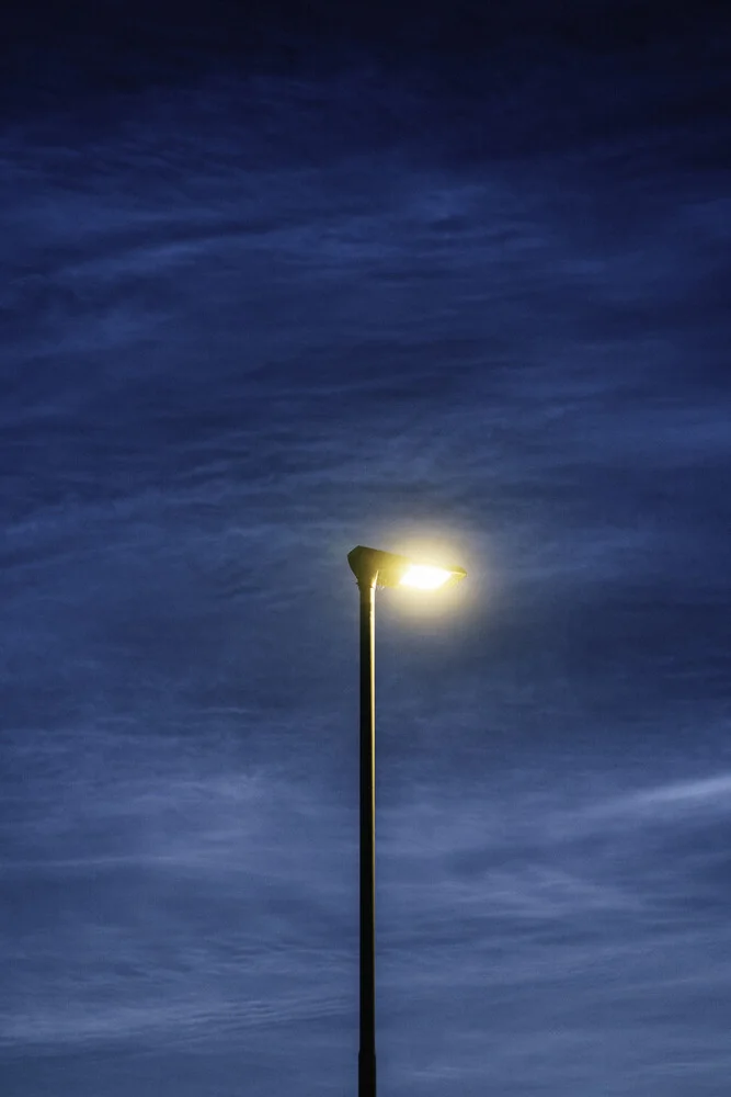 Leuchtende Nachtwolken - fotokunst von Max Saeling