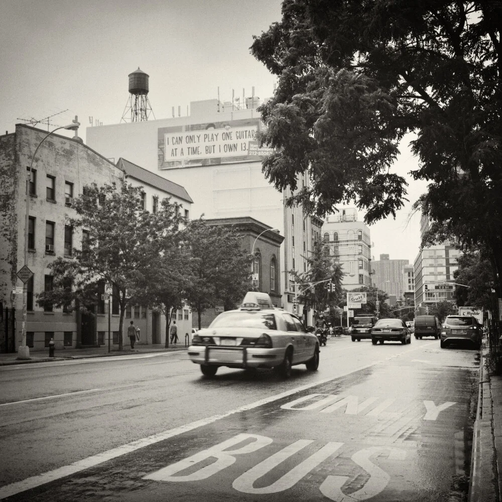 New York City - East Village, Vereinigte Staaten – Fotokunst von Alexander Voss als Poster oder Acrylglasbild