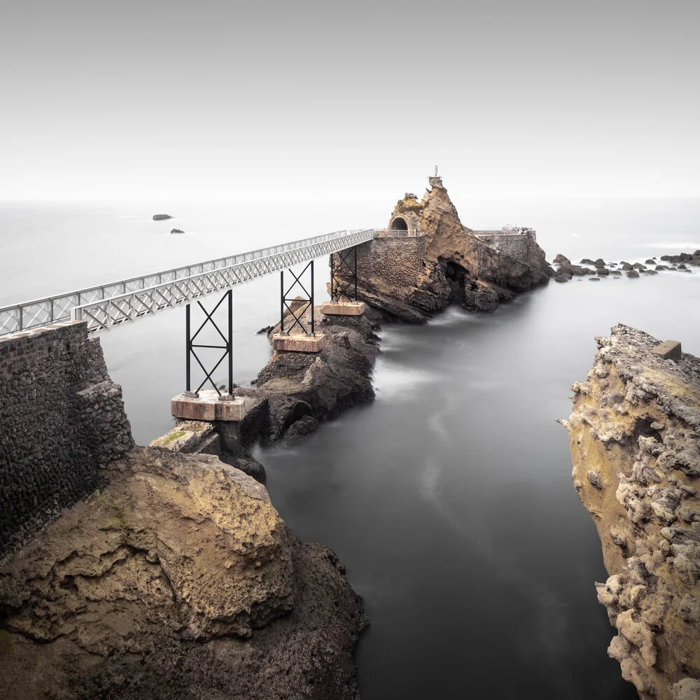 Rocher de la Vierge | Biarritz - fotokunst von Ronny Behnert