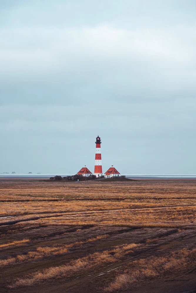 Leuchtturm Westerheversand - fotokunst von Lars Brauer