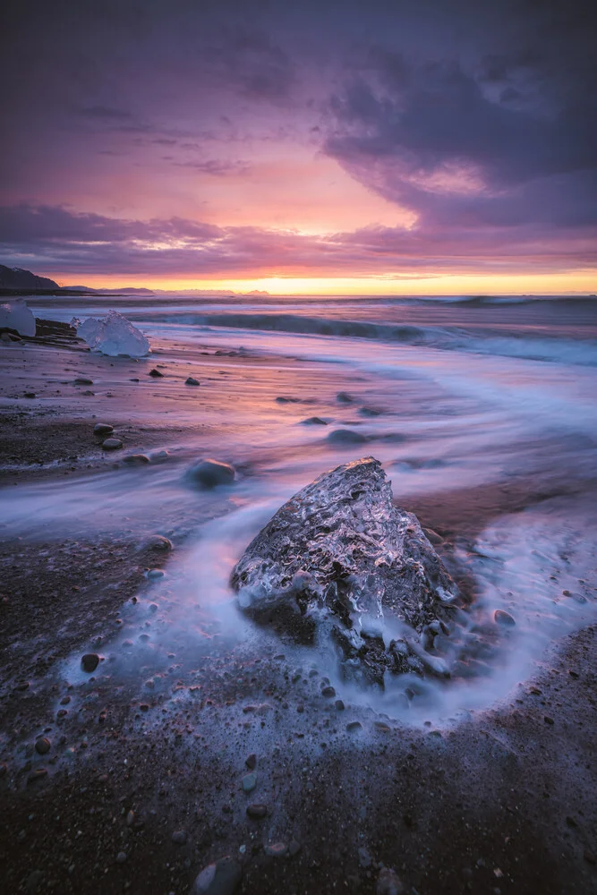 Diamond Beach auf Island - fotokunst von Jean Claude Castor