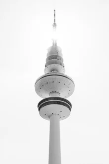 Photo art by Roman Becker: black-and-white image of a Hamburg tower