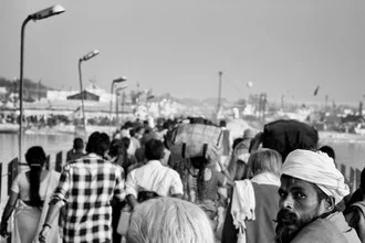 Wall art by Jagdev Singh: crowds at the Kumbh Mela in India