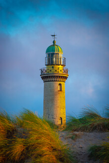Martin Wasilewski, Lighthouse in Warnemuende (Germany, Europe)