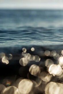 Photo art by Mareike Böhmer: gentle waves in sparkling water