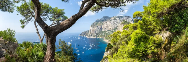 Panorama of the island of Capri - Fineart photography by Jan Becke