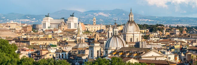Photo art by Jan Becke: panoramic view of Rome's skyline in sunlight