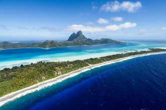 Jan Becke, Bora Bora Atoll Luftaufnahme - Französisch-Polynesien, Australien und Ozeanien)