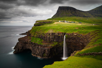Boris Buschardt, Gasadalur - Faroe Islands, Europe)