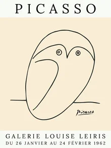 Illustration of an owl in beige, soft lines and a calm mood.