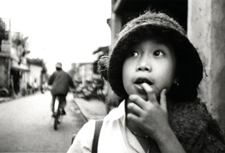 Jacqy Gantenbrink, Little girl in Vietnam (Vietnam, Asia)