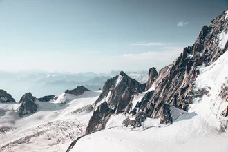 Photo art by Eva Stadler: snow-covered mountains in the high Alps