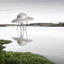 Photo art by Ronny Behnert: minimalist image of a spaceship over water