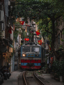 Luca Talarico, TRAIN STREET (Vietnam, Asia)