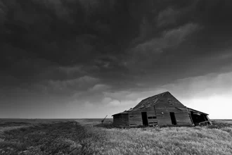 Photo art by Dennis Oswald: black and white capture of a barn landscape in Kansas