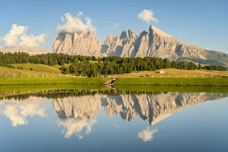 Fotokunst von Michael Valjak: ruhige Reflexionen auf der Alpe di Siusi