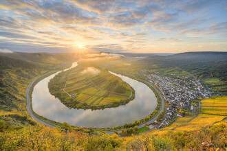 Michael Valjak, Moselle loop in Bremm (Germany, Europe)