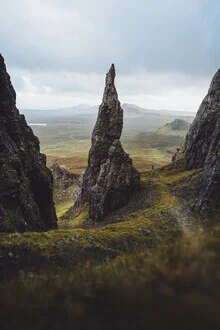 Fotokunst von Patrick Monatsberger: herbstliche Landschaft mit der Nadel im Hintergrund