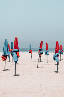 Eva Stadler, Deauville's iconic blue and red - France, Europe)