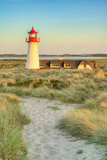 Photo art by Michael Valjak: lighthouse on Sylt bathed in gentle evening light