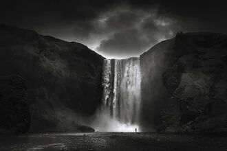 Photo art by Tillmann Konrad: small waterfall in an Icelandic landscape