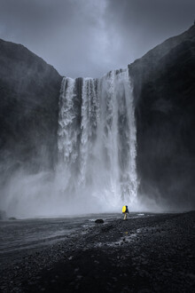 Tillmann Konrad, Skogafoss shower #2
