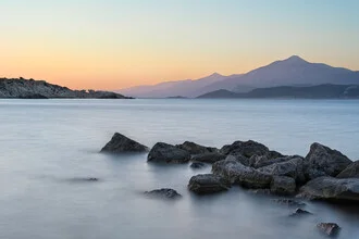 Fotokunst von Rolf Schnepp: Morgenstimmung über dem Ägäischen Meer