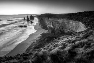 Photo art by Christoph Schaarschmidt: black and white shot of the Twelve Apostles in Australia