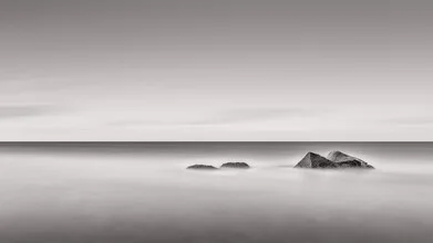Photo art by Dennis Wehrmann: tranquil Baltic Sea with gentle waves and clouds
