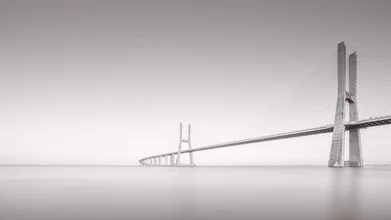 Photo art by Dennis Wehrmann: minimalist long exposure of the Vasco da Gama Bridge.