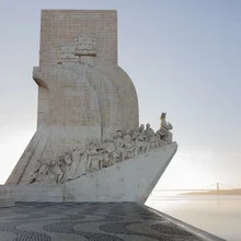 Photo art by Dennis Wehrmann: long exposure of the Padrão dos Descobrimentos in Lisbon
