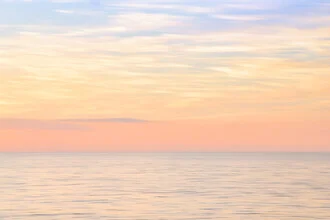 Abstract photography by Rolf Schnepp: sunrise in soft pastel tones over the sea