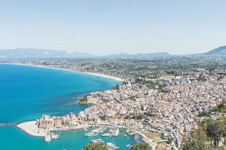 Fotografie von Castellammare del Golfo: Blick auf die Küste und das Meer in Sizilien