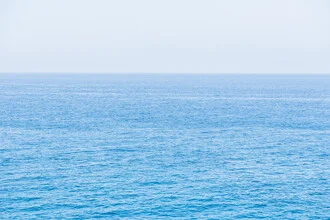 Fotokunst: sanfter Blick auf den Horizont und das ruhige Mittelmeer