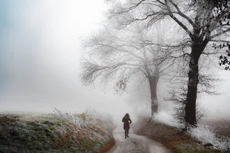 Fotokunst von Sascha Hoffmann-Wacker: neblige Landschaft mit sanften Tönen