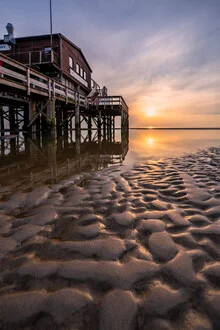 Fotokunst von Achim Thomae: Sonnenuntergang über dem Strand von Sankt Peter-Ording