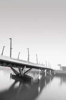 Photo art by Dennis Wehrmann: fog over the Baakenhafen Bridge in Hamburg
