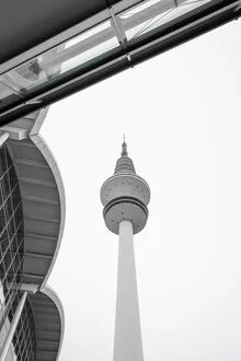 Photo art by Dennis Wehrmann: Hamburg's television tower in an urban setting