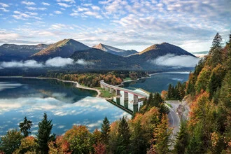 Photo art by Achim Thomae: fog over Sylvensteinspeicher in the morning