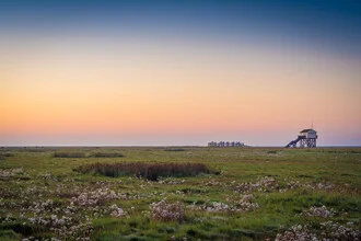Wunderschöner Sonnenaufgang über dem Wattenmeer bei Sankt Peter Ording