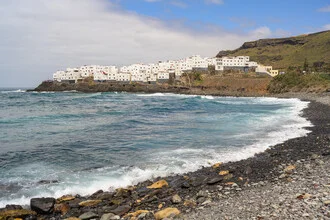 Fotokunst von Michael Valjak: Blick auf den Küstenort El Roque in Gran Canaria
