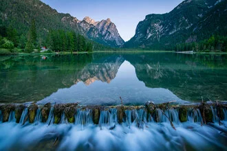 Wunderschöner Sommerabend am Toblacher See in den Dolomiten