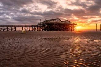 Photo art by Achim Thomae: sunset over the Wadden Sea in Sankt Peter-Ording