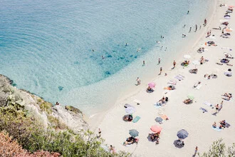 Photo art by Diana & Ronnie: relaxed beach life on the coast of Tropea Photo art by Diana & Ronnie: relaxed beach life on the coast of Tropea