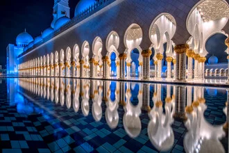 Photo art by Achim Thomae: illuminated Sheikh Zayed Mosque in Abu Dhabi at night