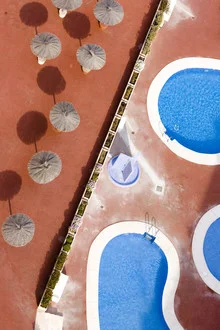 Photo art by Antonia Bartning: relaxing pool scene with sun umbrellas