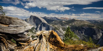 Photo by Ana Fieres: gentle light mood over Half Dome in Yosemite.