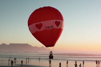 Udo Behrends, Ballonfahrt am Kap (Südafrika, Afrika)
