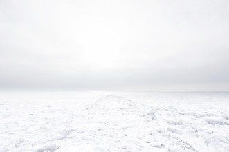 Schoo Flemming, White Frozen Embankment